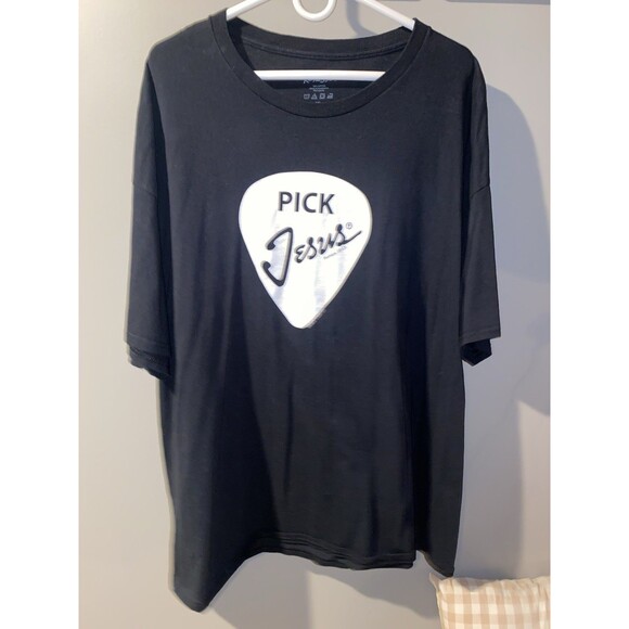 Pick Jesus T-Shirt Religious Christian Shirt trending Guitar BAND T VINTAGE - Picture 1 of 4